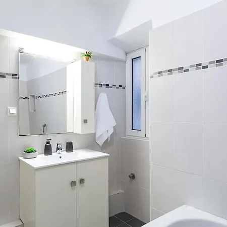 Zen Retreat In The Historic Center With A Huge Balcony Apartment
